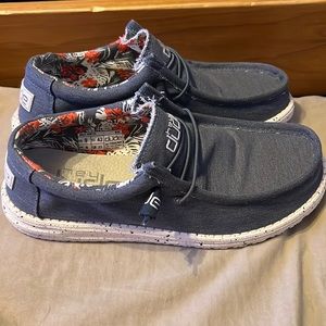 Hey dude men’s shoes